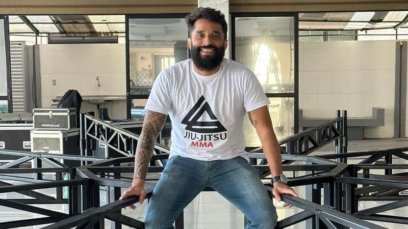 Lutador baiano morre após ser atropelado em bar