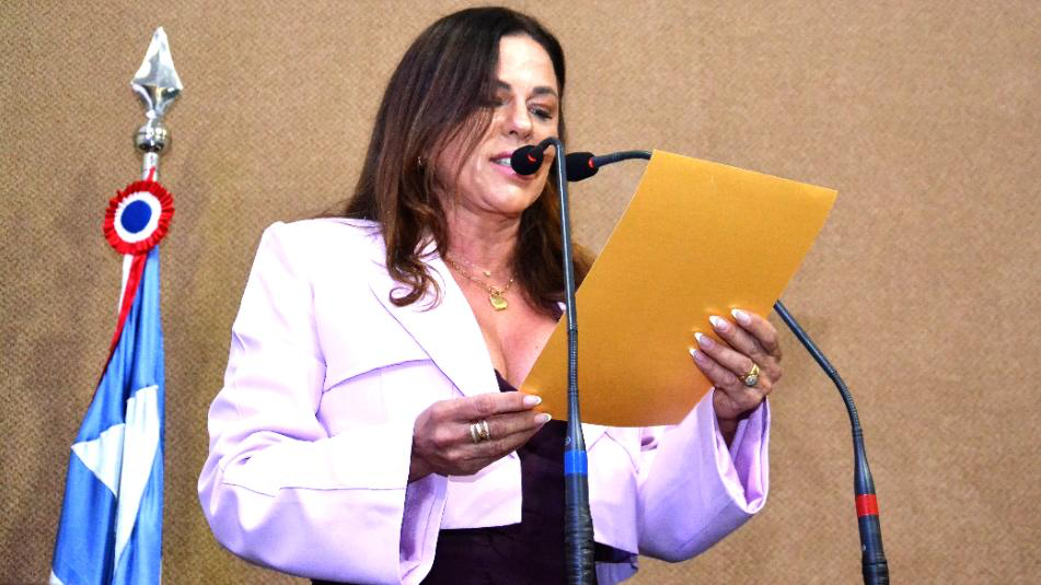 SOANE GALVÃO SOLICITA REQUALIFICAÇÃO DA BA-972