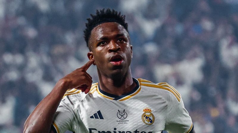 Vinícius Júnior faz história com três gols no ‘El Clássico’; confira o retrospecto