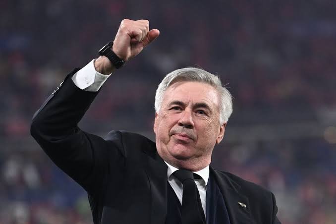 Carlo Ancelotti chega ao Brasil e inicia era à frente da Seleção Brasileira