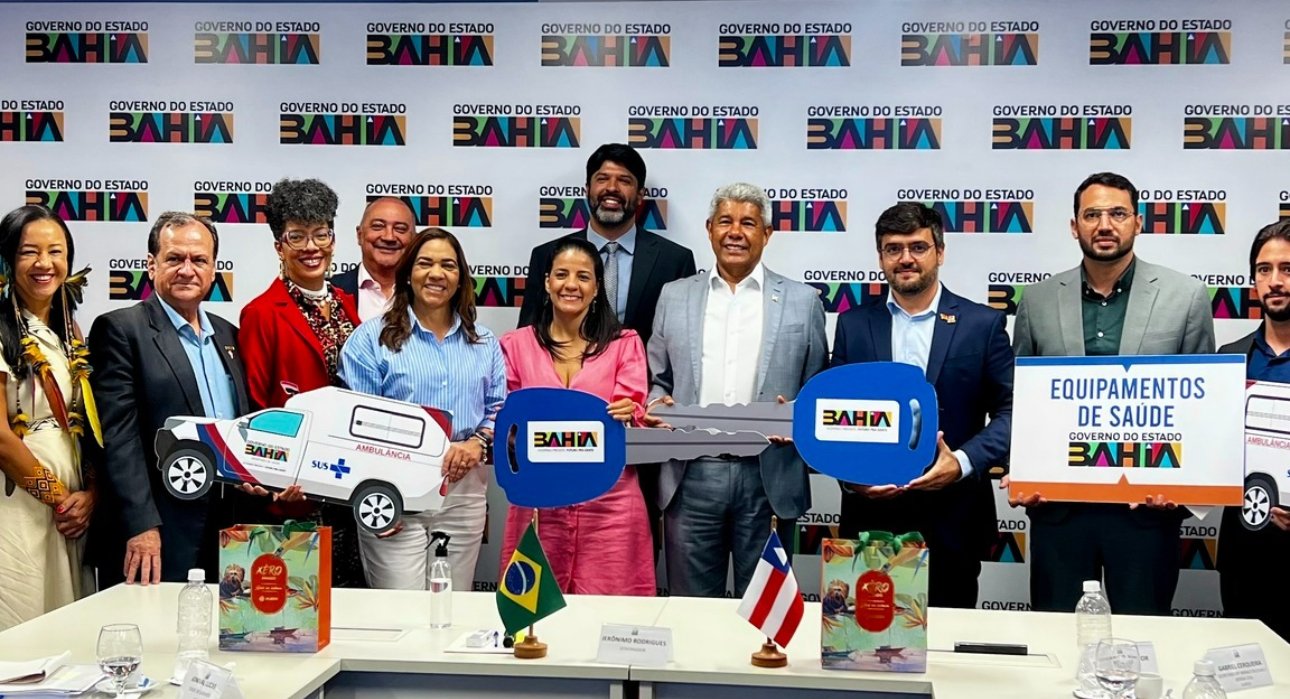 Governo do Estado fortalece saúde de Ilhéus com entrega de ambulâncias, veículos administrativos e novos equipamentos