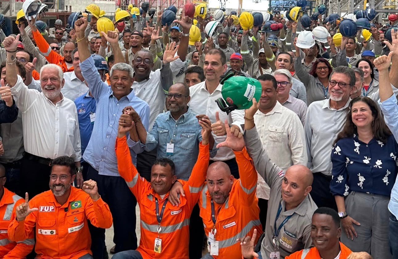 Bebeto Galvão reafirma protagonismo na retomada histórica da indústria naval na Bahia