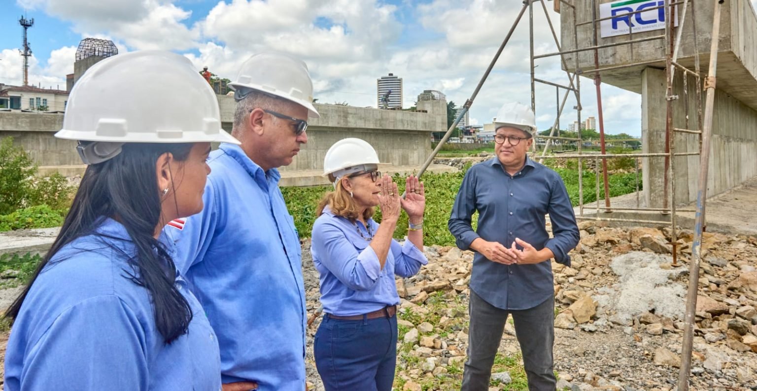 MAIS MOBILIDADE‼️Prefeito Augusto Castro vistoria avanço das obras da nova ponte sobre o Rio Cachoeira