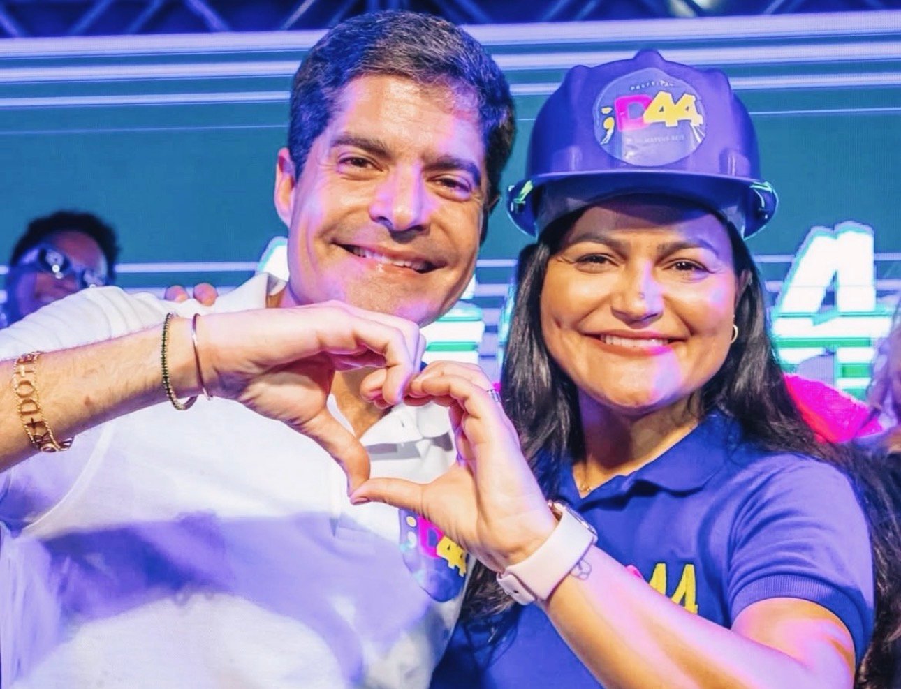 EDUCAÇÃO VIROU DESCASO‼️Mães protestam após creches fecharem em Lauro de Freitas