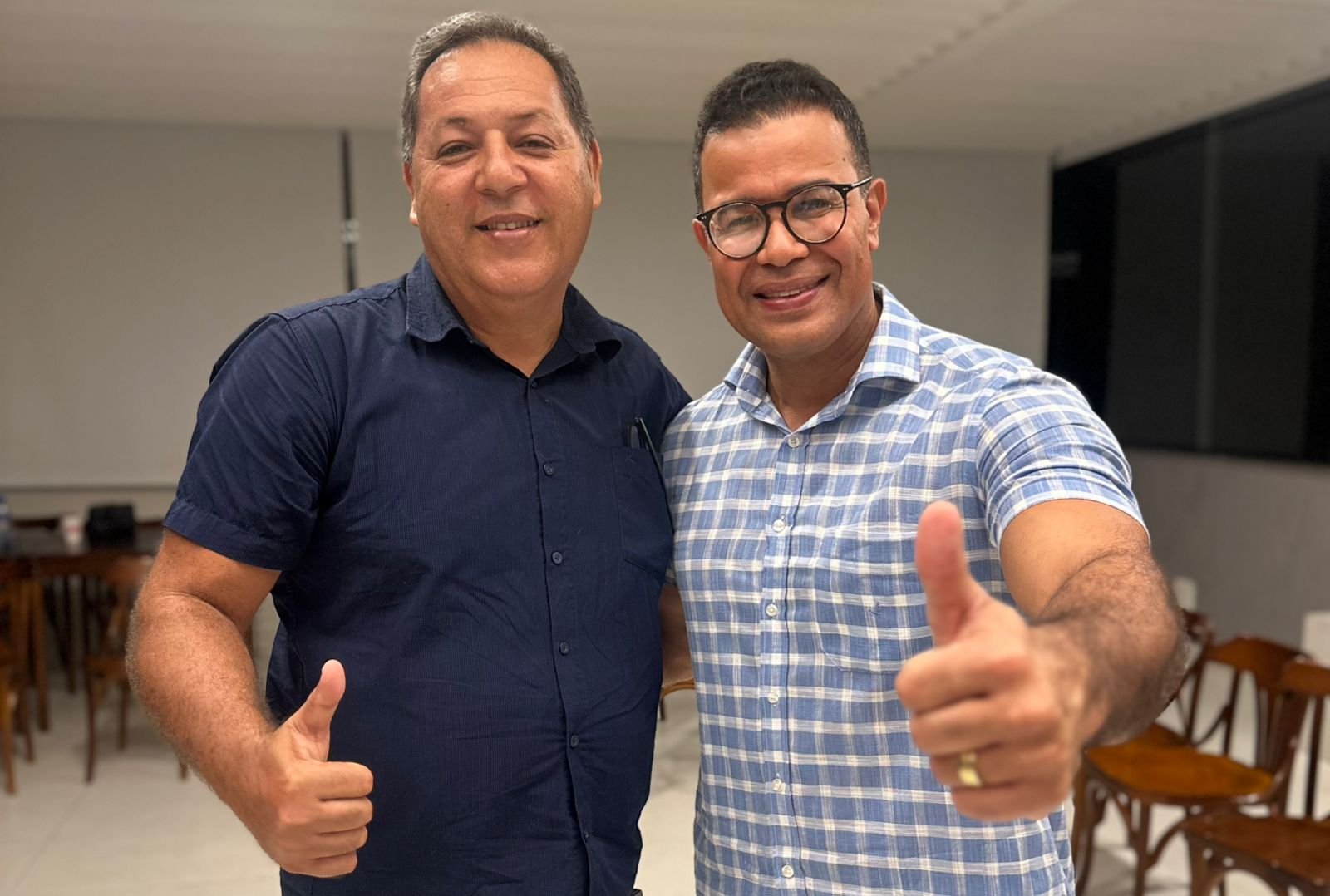 FORÇA POLÍTICA‼️Lau Sabino declara apoio a Silva Neto e projeta votação histórica em Ilhéus
