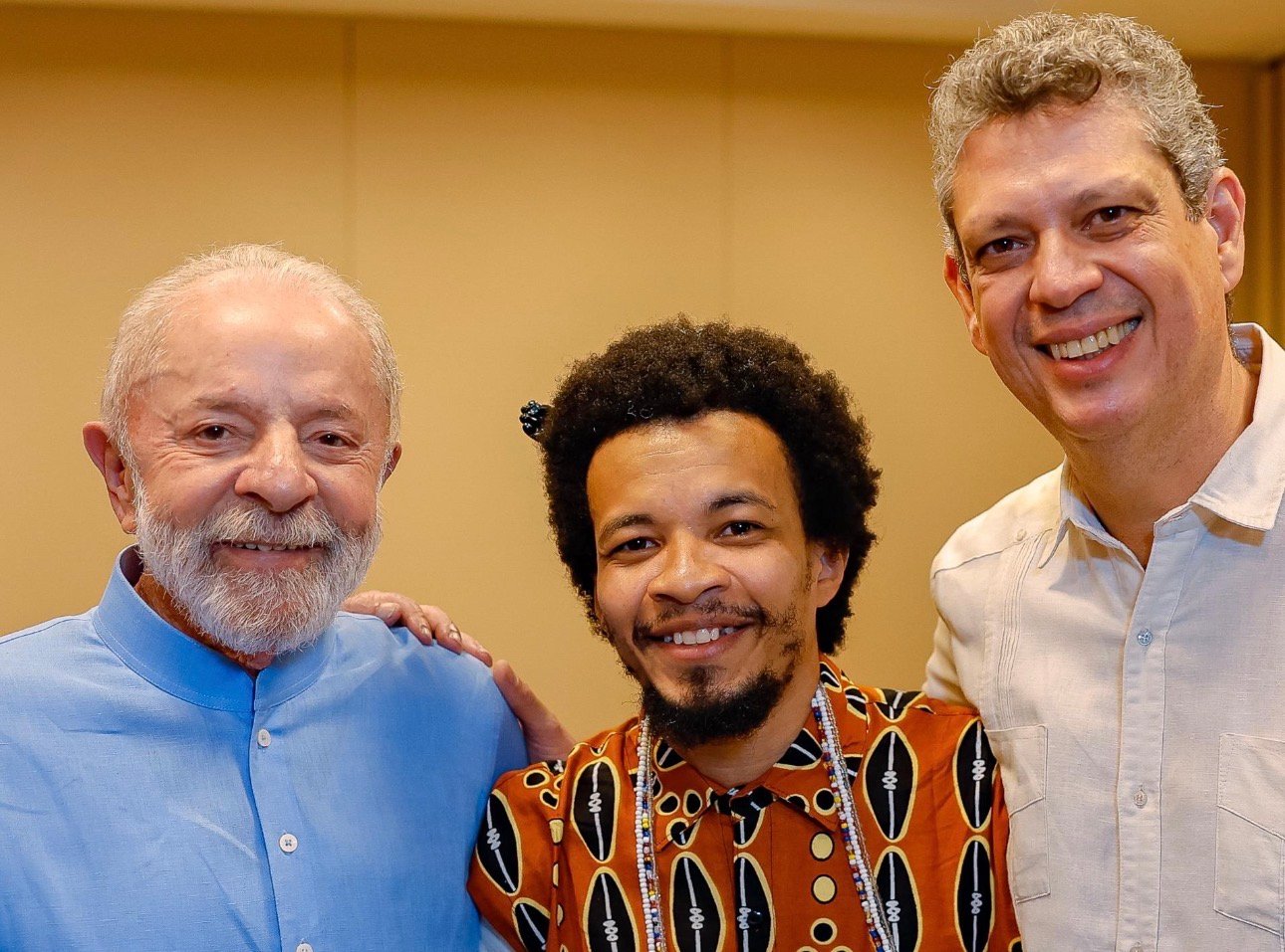 Movimento Quilombola da Bahia convoca Vinicius Quilombola para disputa à Câmara Federal em 2026