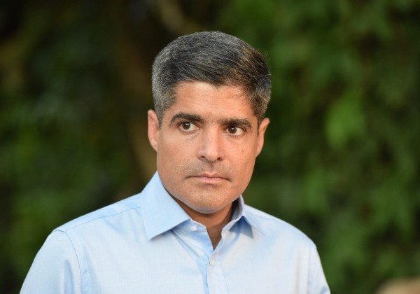 Após caso Guanambi, ACM Neto é novamente acusado de espalhar desinformação sobre obras no interior