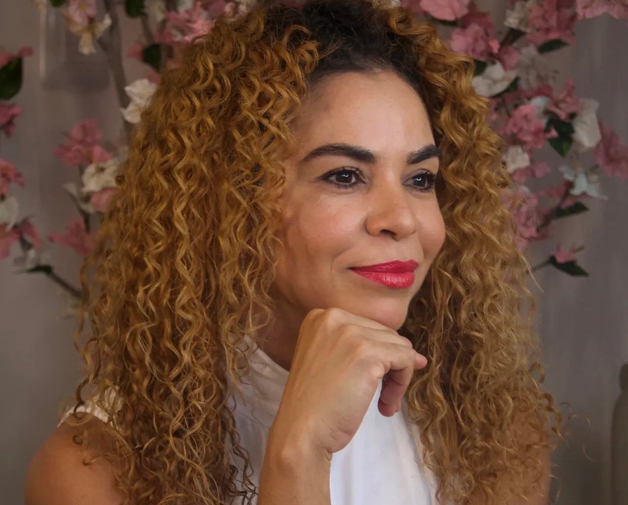 Dra. Liliane Mendes se consolida como referência em estética avançada em Ilhéus