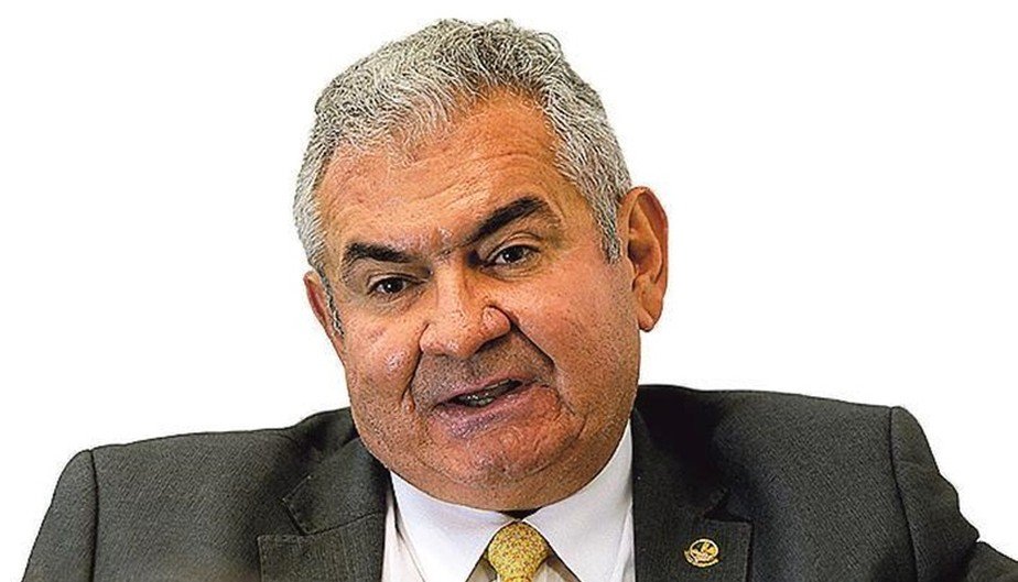 VIROU ALVO‼️Sem destinar emendas, coronel é homenageado em ilhéus e decisão gera revolta