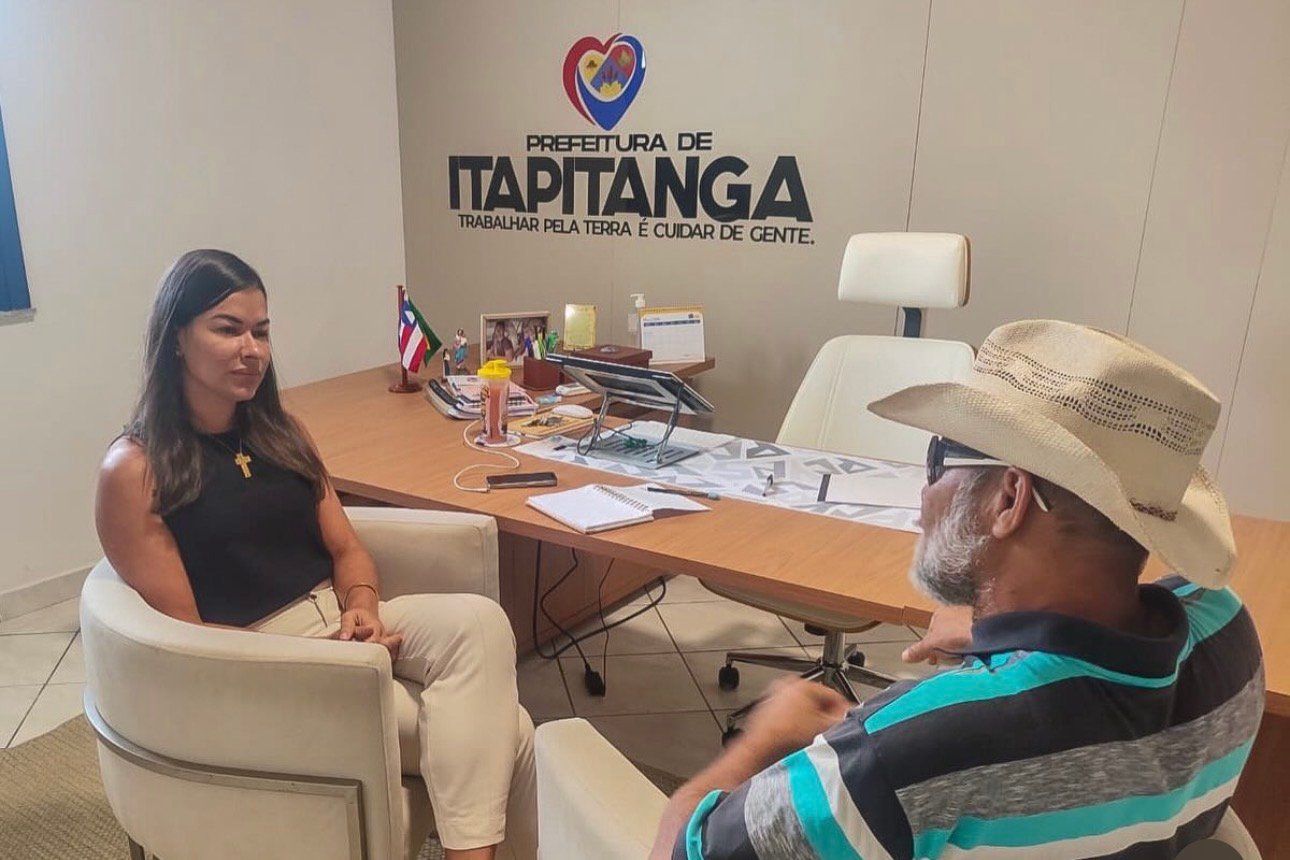 Prefeita de Itapitanga é defendida na Câmara e recebe apoio de moradores