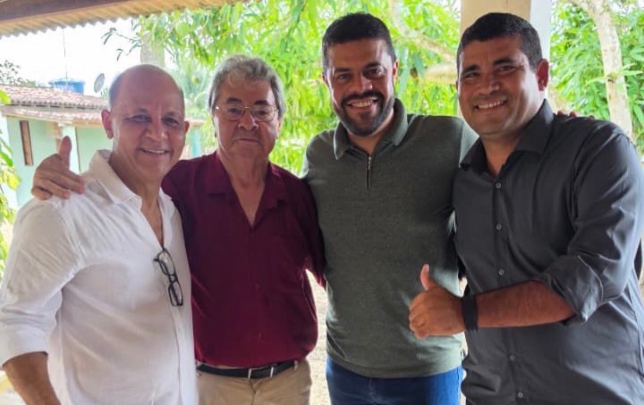 ARTICULAÇÃO REGIONAL‼️Leo de Neco amplia base política em Olindina e fortalece pré-candidatura à Alba