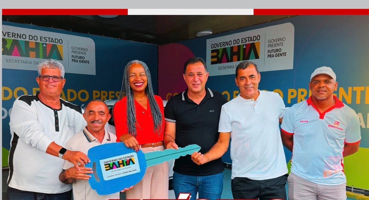 Saúde de Ibirapitanga ganha reforço com entrega de veículo articulado por Olívia Santana e gestão Jé Assunção