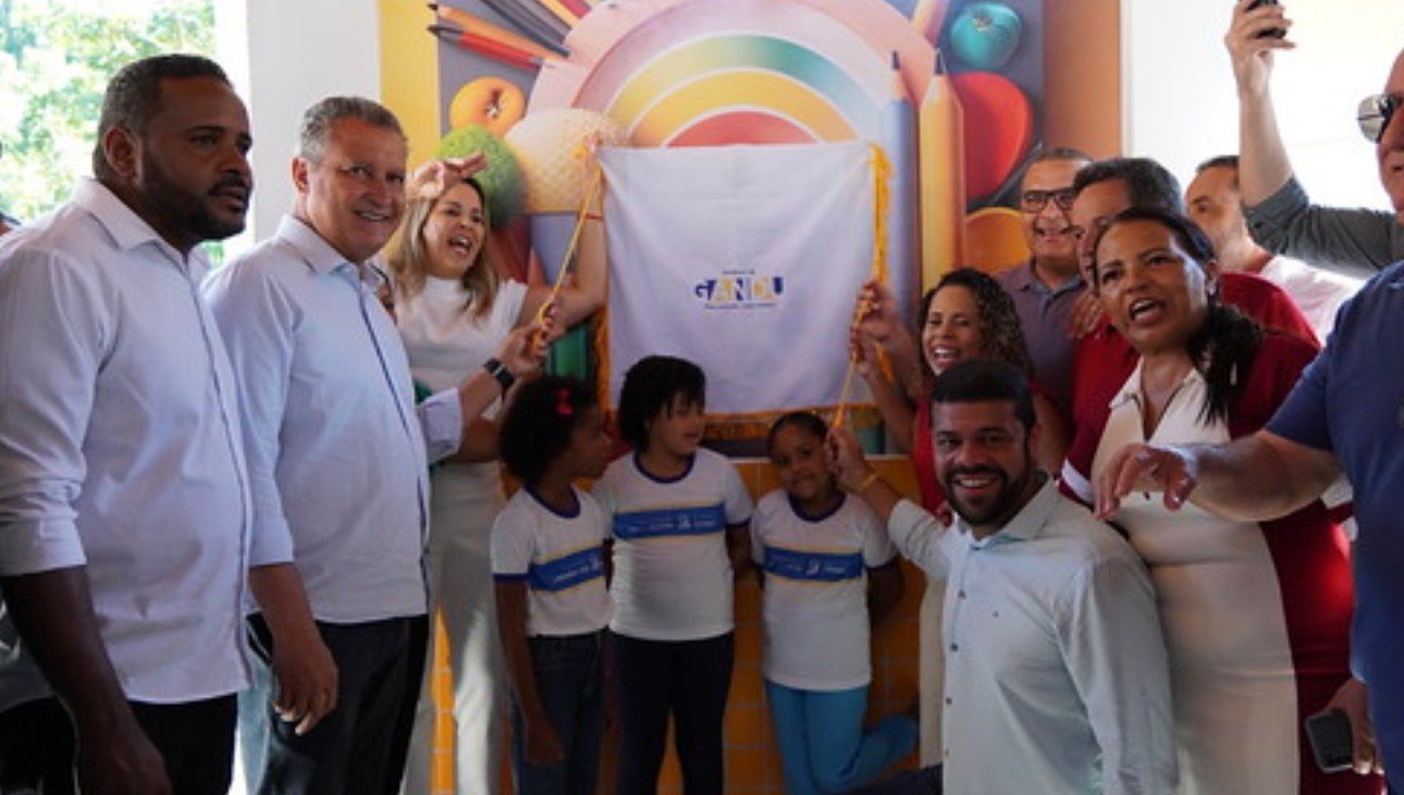 Léo de Neco destaca impacto de novo complexo educacional para a juventude de Gandu