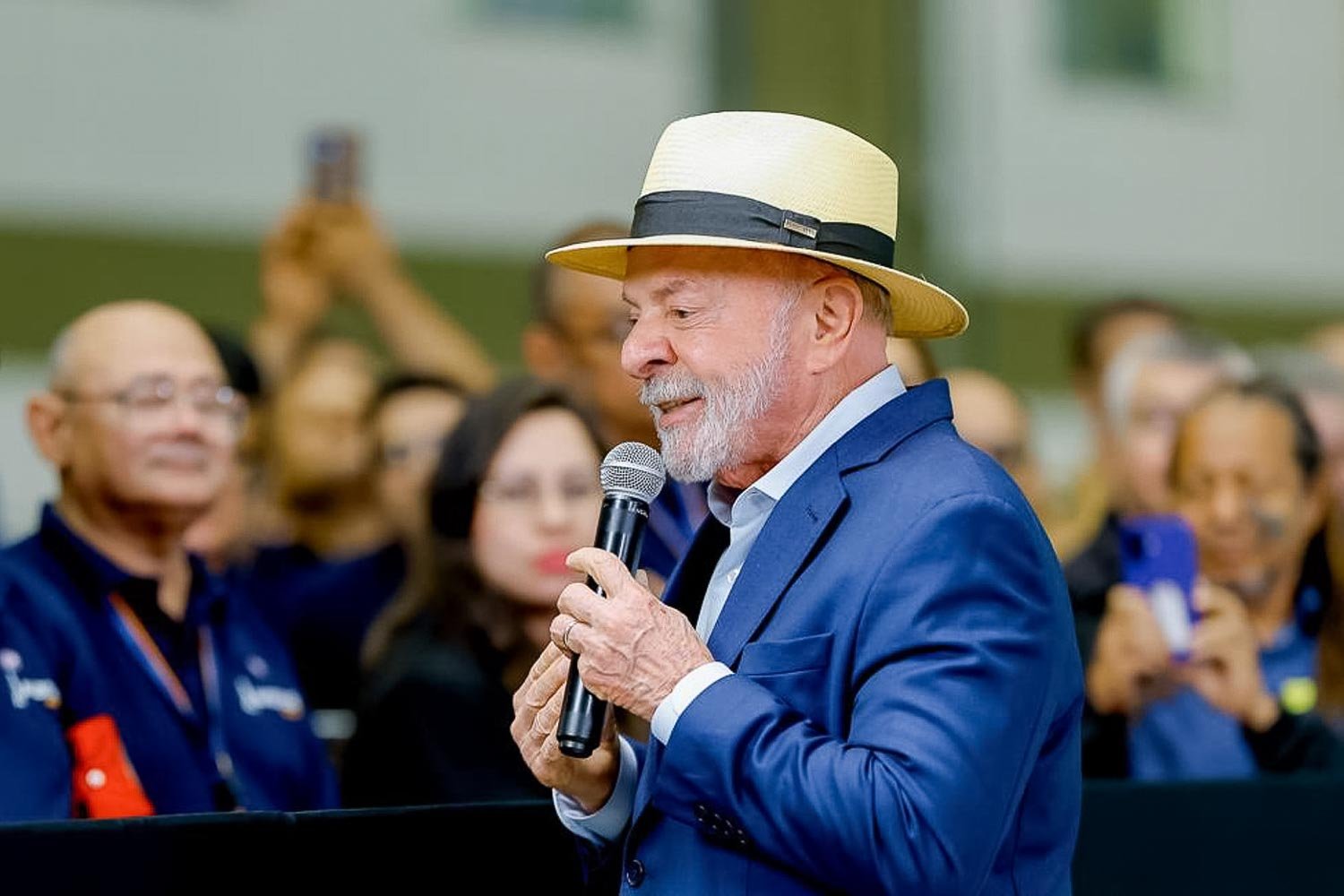 BRASIL AVANÇOU‼️Governo Lula celebra nova projeção do FMI que coloca o Brasil à frente de grandes potências