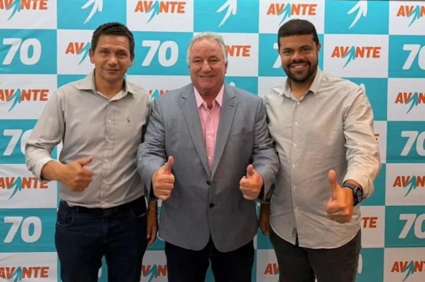 Com apoio de Silvany Barros, Léo de Neco amplia articulação política no interior da Bahia