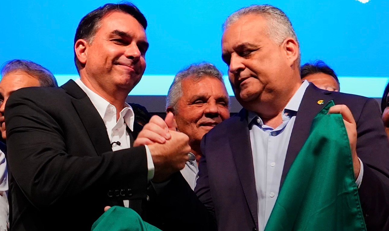 Vice de Flávio Bolsonaro é investigado por estupro de vulnerável e desvio de R$ 6 milhões em emendas