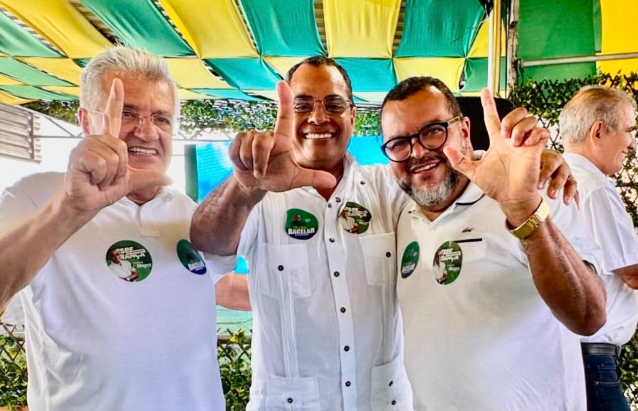 Magno Lavigne e Bacelar recebem apoio de Gago da Feira e da diretoria do Sindifeira em Salvador