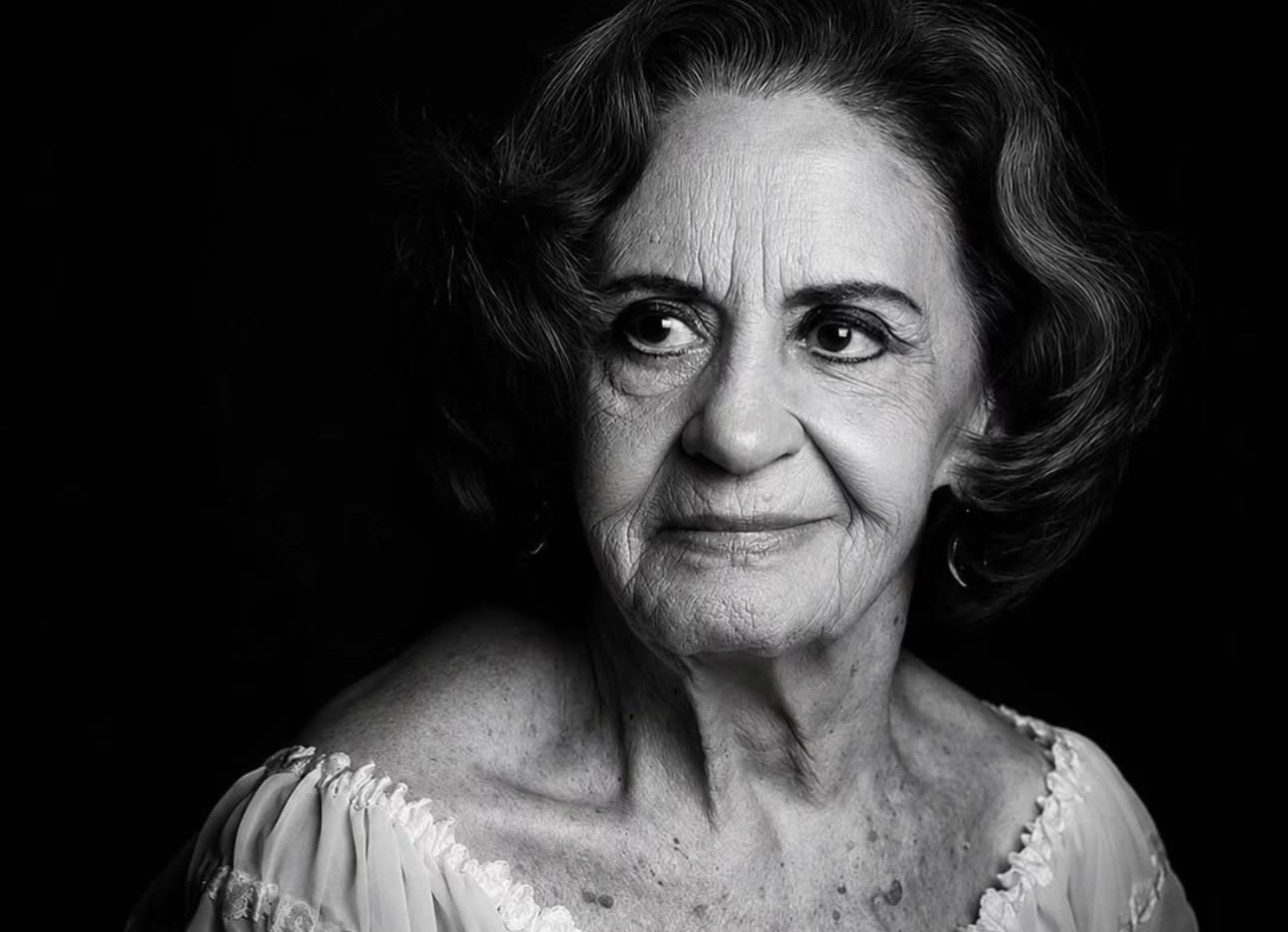 Laura Cardoso morre aos 98 anos e deixa legado inesquecível na televisão brasileira