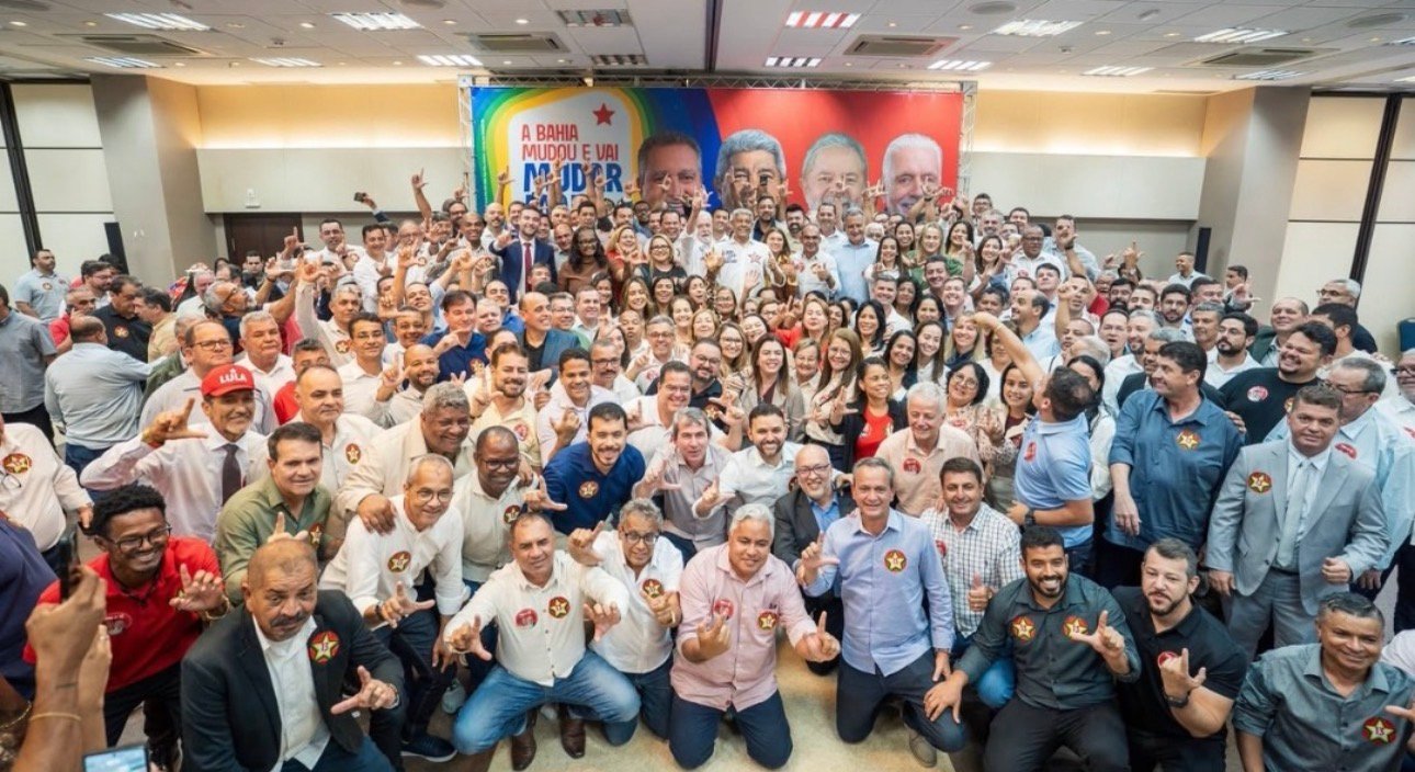 PESO PESADO‼️Otto Alencar reúne mais de 100 prefeitos e amplia força de Jerônimo na Bahia