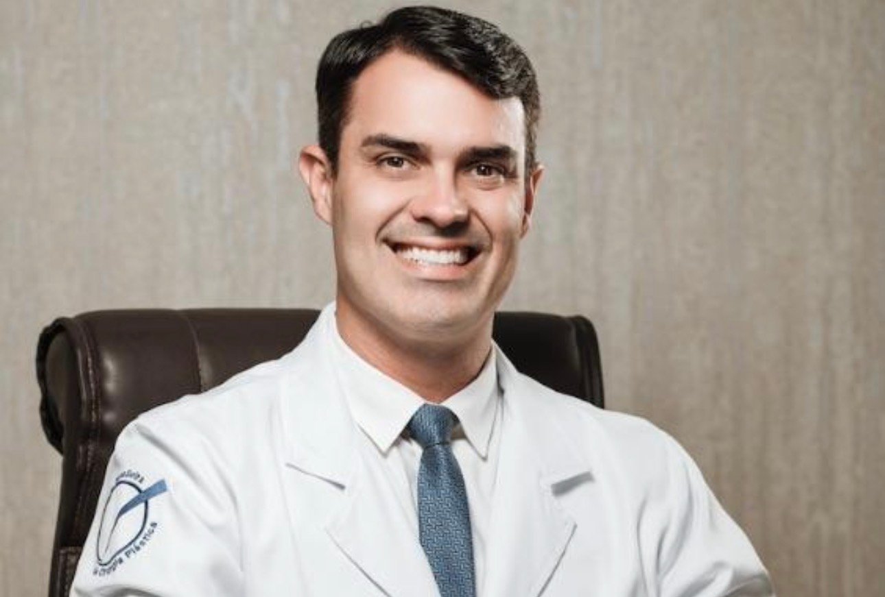 Quem é Dr. Rossini? Médico volta ao centro das atenções após morte de empresária durante cirurgia em Ilhéus