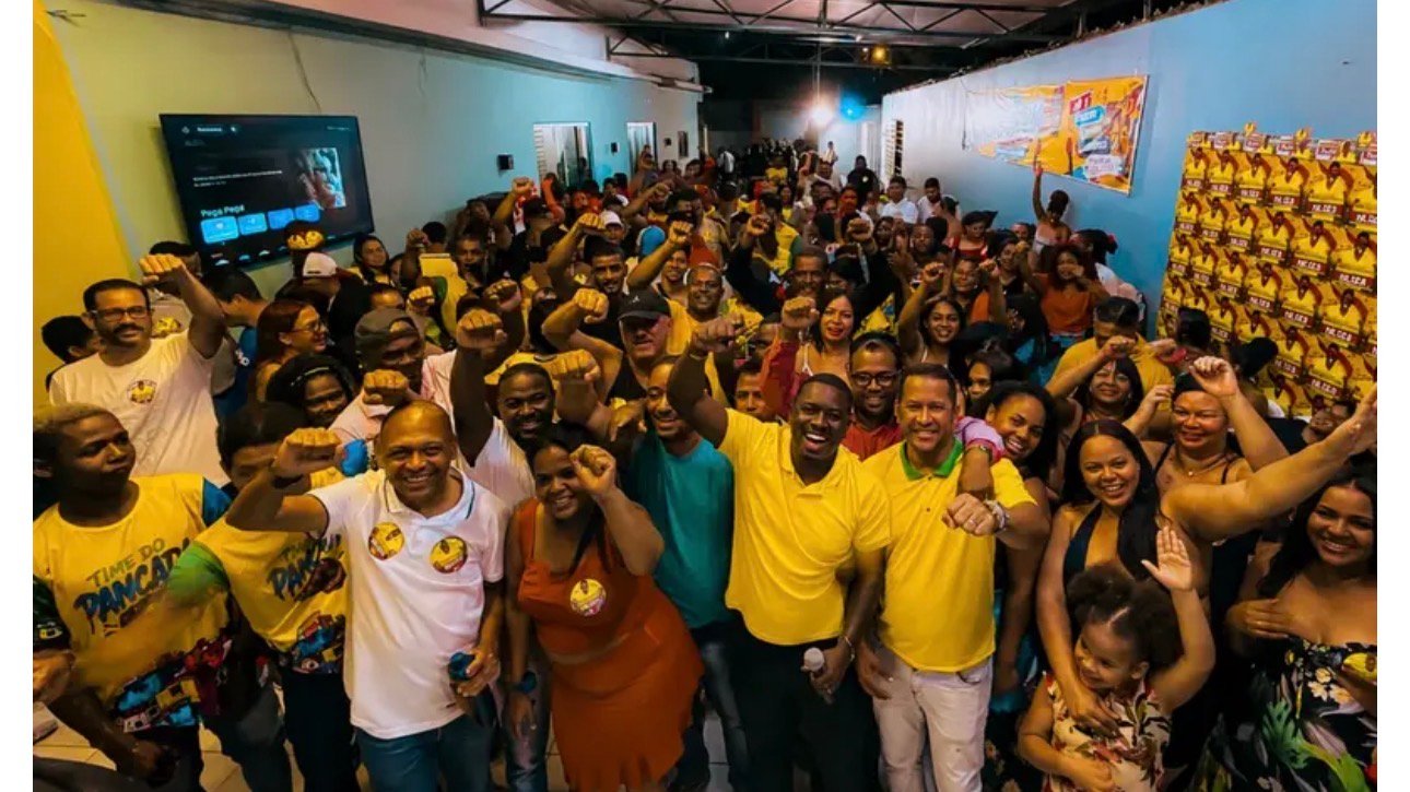 FORÇA NAS RUAS‼️Pancadinha reúne apoiadores e reforça projeto de reeleição em Itabuna no bairro Santo Antônio