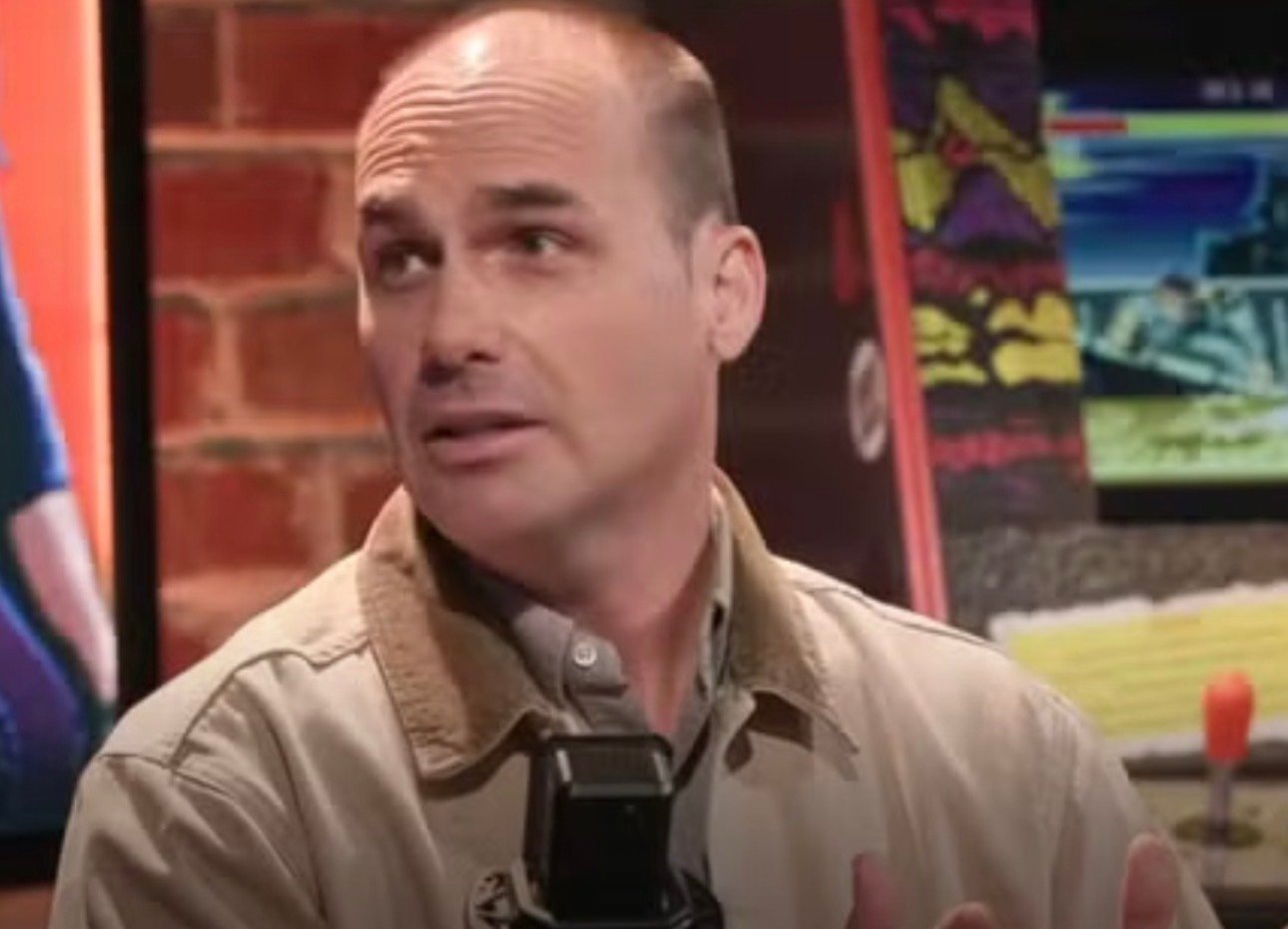 Eduardo Bolsonaro defende que Flávio deixe o Brasil se perder eleição e volta a questionar urnas